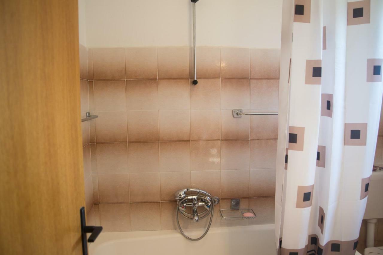 Leona Apartment Kraljevica Luaran gambar